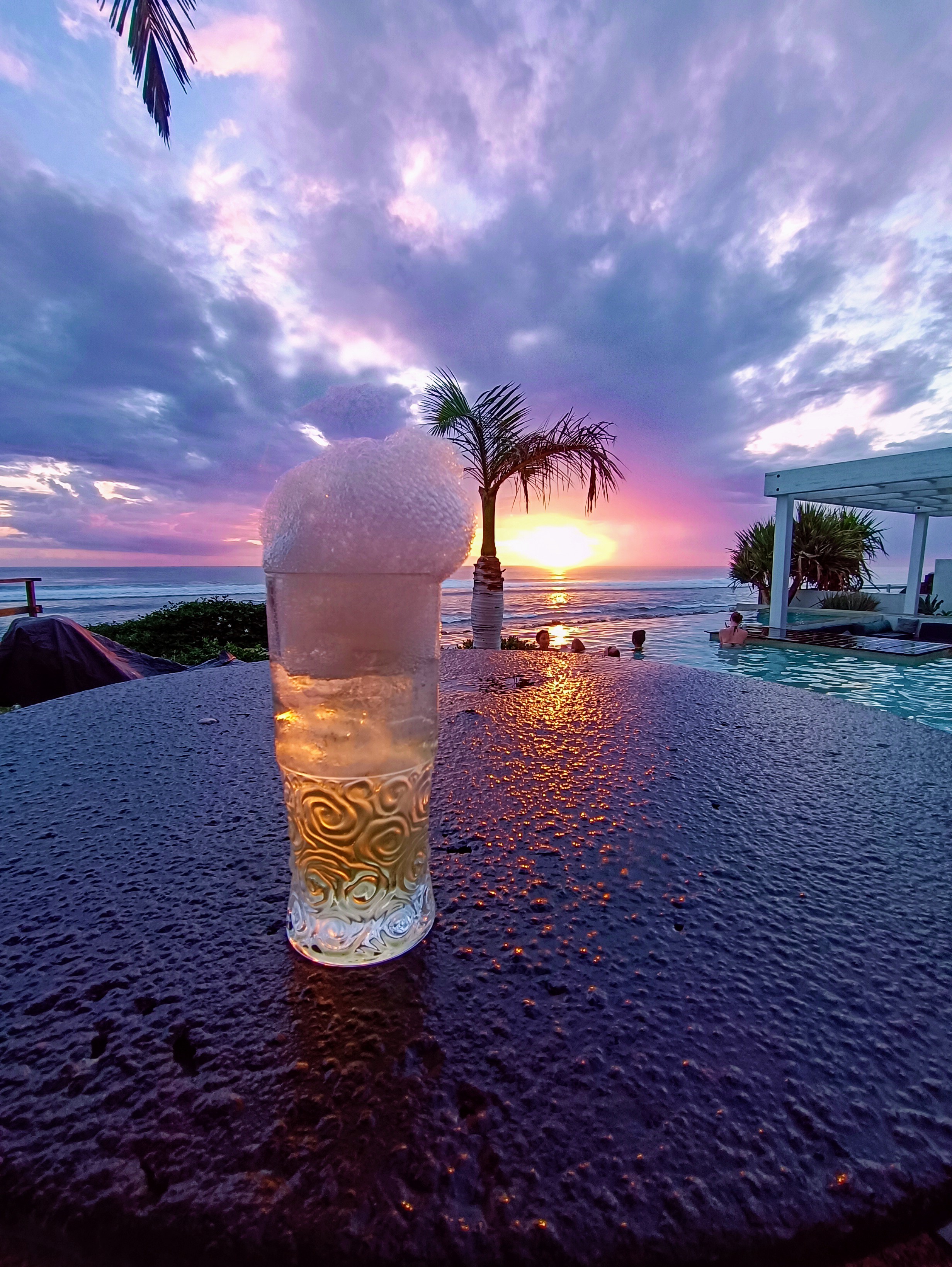 Cocktail Exotic Clear Colada_mixologyconceptart